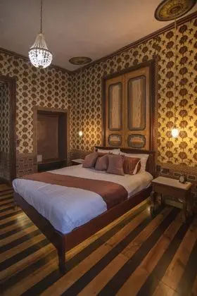 Basic Tek Büyük Yataklı Oda