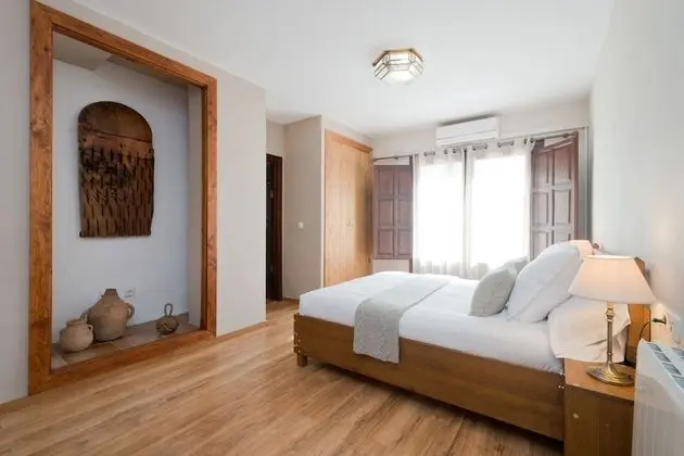 Deluxe Tek Büyük Yataklı Oda, Özel Banyo, Şehir Manzaralı (Alhambra)