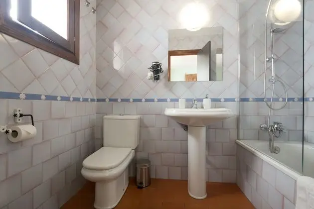 Deluxe Tek Büyük Yataklı Oda, Özel Banyo, Şehir Manzaralı (Alhambra)