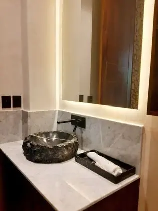 Superior Tek Büyük Yataklı Oda, Özel Banyo, Bahçe Manzaralı