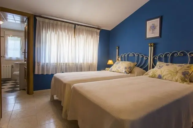 Tek Büyük veya İki Ayrı Yataklı Oda