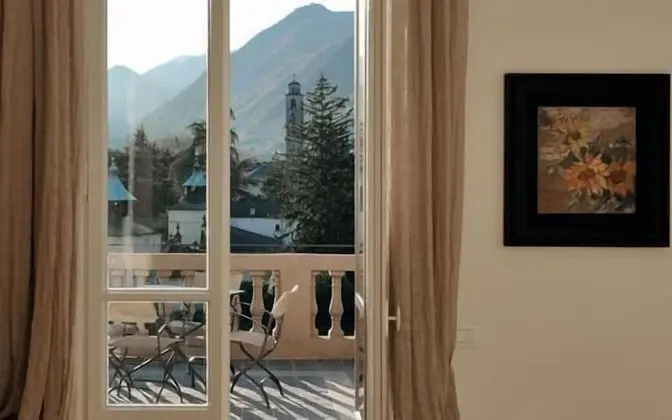 Luxury Apart Daire, 2 Yatak Odası, Teras, Göl Manzaralı (Sofia)