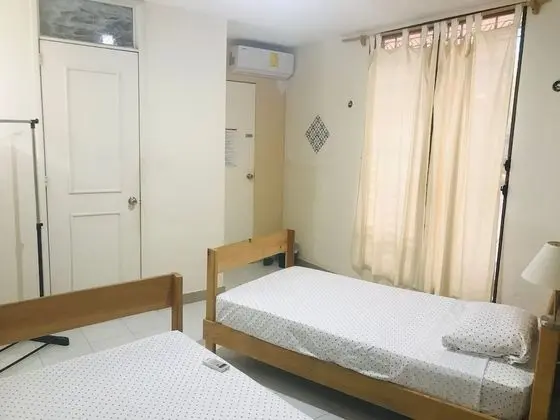 Basic Tek Büyük Yataklı Oda