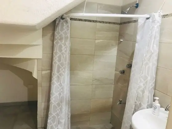 Basic Tek Büyük Yataklı Oda