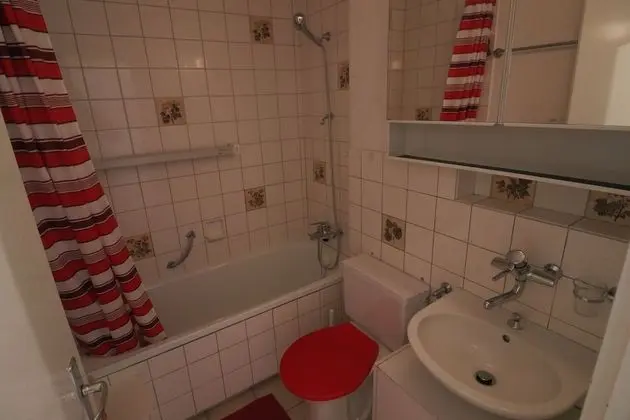 Apart Daire (Casa Bünda; Cleaning Fee 80 CHF)