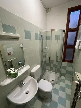 Economy Dört Kişilik Oda, Özel Banyo (External)