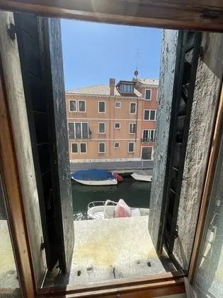 Standard Dört Kişilik Oda, Banyolu/Duşlu, Kanal Manzaralı