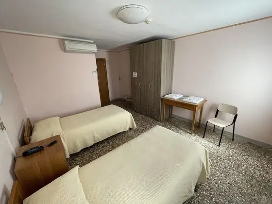 Standard İki Ayrı Yataklı Oda, Banyolu/Duşlu, Kanal Manzaralı