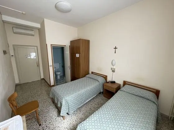 Standard İki Ayrı Yataklı Oda, Banyolu/Duşlu, Kanal Manzaralı