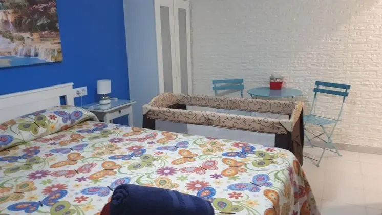 Family Üç Kişilik Oda, Avlu Manzaralı