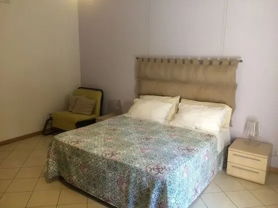 Classic Tek Büyük Yataklı Oda
