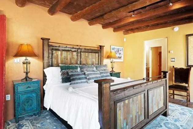 Ev (Casa Carmen Zia - Comfortable East Si)