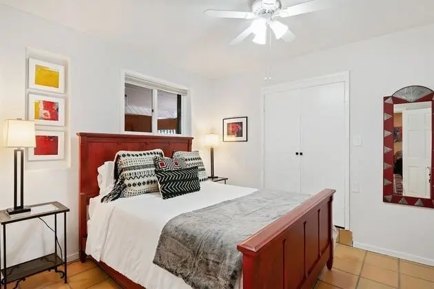 Ev (Casa Carmen Zia - Comfortable East Si)