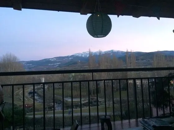 Tek Büyük Yataklı Oda, Teras, Dağ Manzaralı