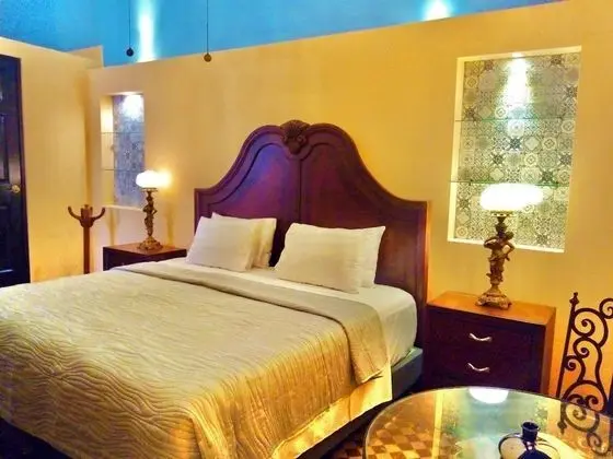 Comfort Tek Büyük Yataklı Oda