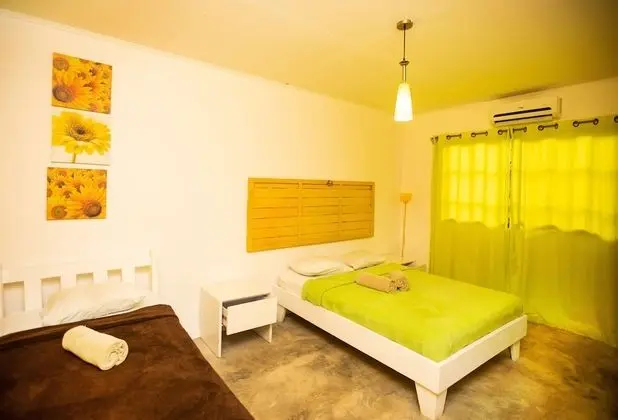 Comfort Villa, 5 Yatak Odası, Havuz Manzaralı, Bahçeli