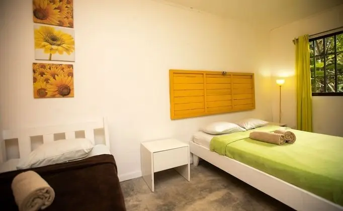 Comfort Villa, 5 Yatak Odası, Havuz Manzaralı, Bahçeli