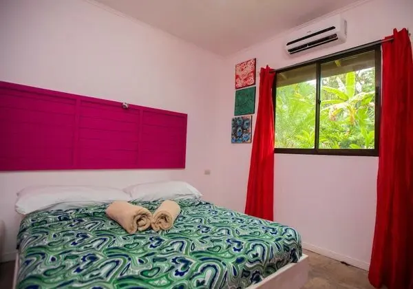 Comfort Villa, 5 Yatak Odası, Havuz Manzaralı, Bahçeli