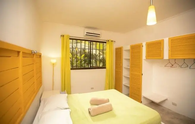 Comfort Villa, 5 Yatak Odası, Havuz Manzaralı, Bahçeli