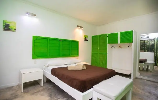 Comfort Villa, 5 Yatak Odası, Havuz Manzaralı, Bahçeli