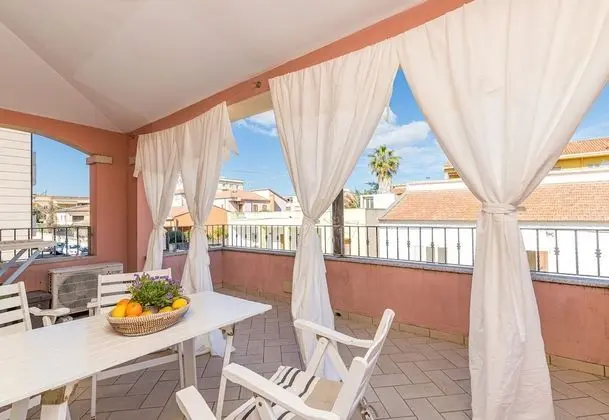 Family Apart Daire, 1 Çift Kişilik Yatak ve Çekyat (Casa Chià 1)