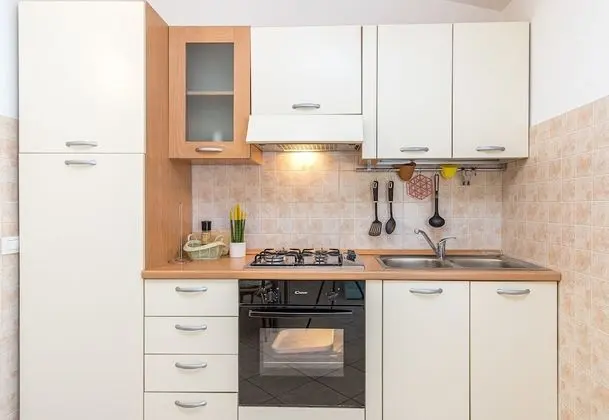 Family Apart Daire, 1 Çift Kişilik Yatak ve Çekyat (Casa Chià 1)