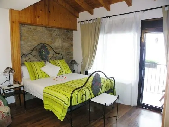 Tek Büyük Yataklı Oda, Dağ Manzaralı