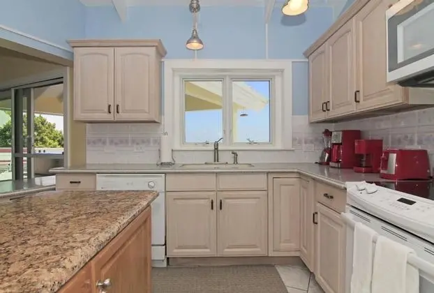 House 3 Bedrooms