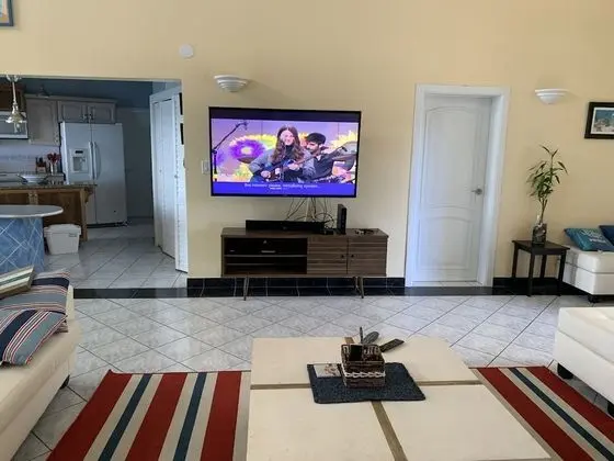House 3 Bedrooms