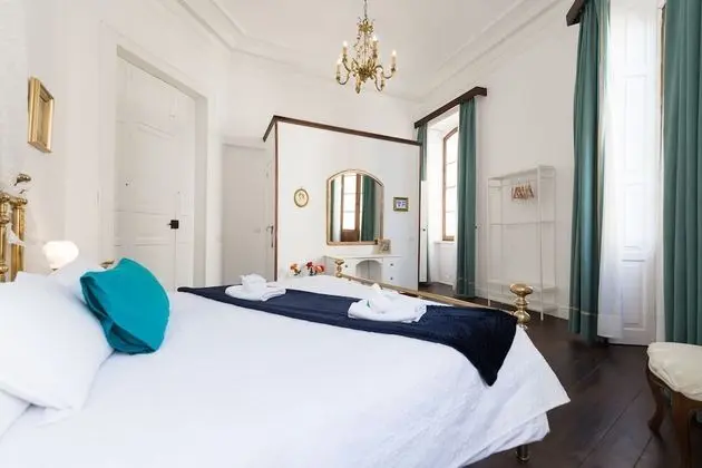 Deluxe Tek Büyük Yataklı Oda, Özel Banyo, Şehir Manzaralı