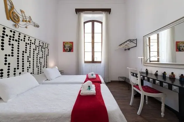 Deluxe Tek Büyük Yataklı Oda, Özel Banyo, Şehir Manzaralı