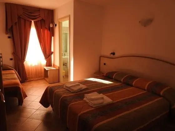 Üç Kişilik Oda, Balkon