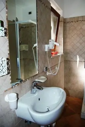 Üç Kişilik Oda, Balkon