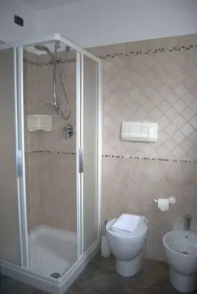 Üç Kişilik Oda, Balkon