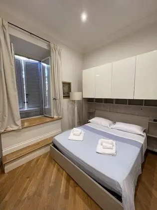 Business Tek Büyük Yataklı Oda