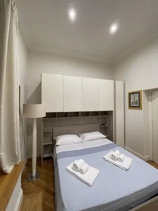 Business Tek Büyük Yataklı Oda