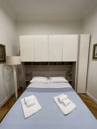 Business Tek Büyük Yataklı Oda