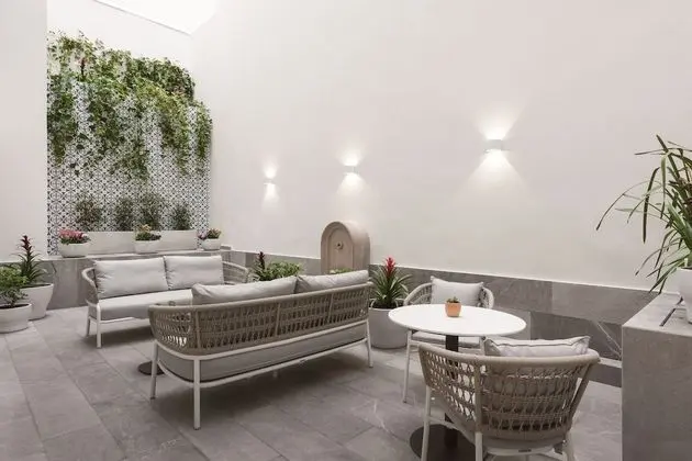 Design Apart Daire, 1 En Büyük (King) Boy Yatak ve Çekyat, Sigara İçilmez, Mutfak