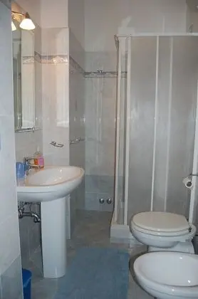 Standard Tek Büyük Yataklı Oda, Banyolu/Duşlu