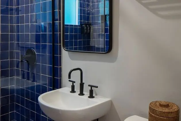 Design Stüdyo Süit, 1 En Büyük (King) Boy Yatak