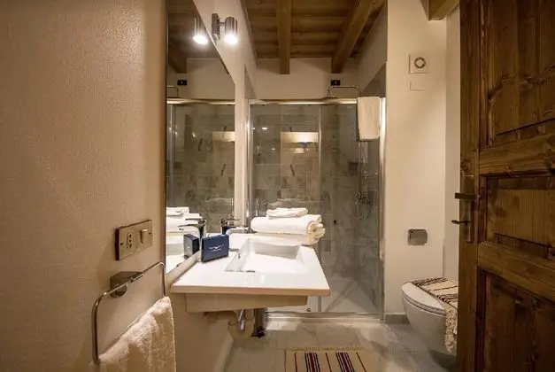 Luxury Oda, 1 Büyük (Queen) Boy Yatak ve Çekyat