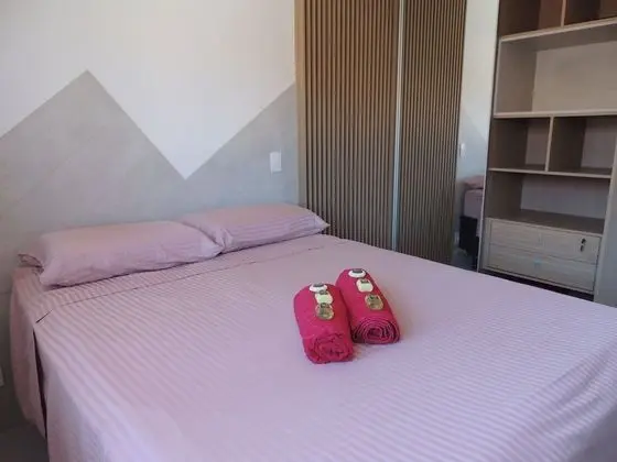 Casa com 3 Quartos em Condomínio Geriba