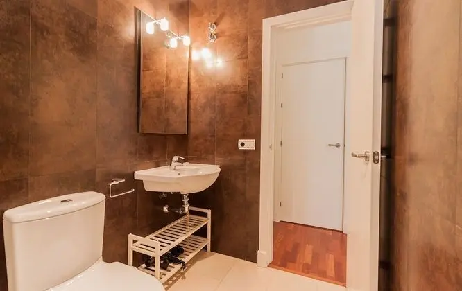 Apart Daire, Zemin Kat