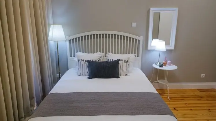 Basic Tek Büyük veya İki Ayrı Yataklı Oda (Chiado)