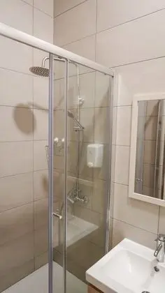 Basic Tek Büyük Yataklı Oda (Conforto)