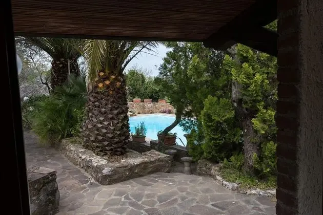 Stüdyo (Corbezzolo)