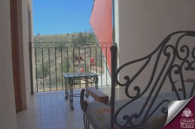 Family Stüdyo Süit, Birden Çok Yatak, Şehir Manzaralı, Dağ Yamacı