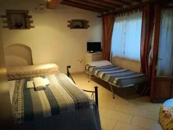 Comfort Dört Kişilik Oda, 1 Yatak Odası, Özel Banyo, Bahçe Manzaralı