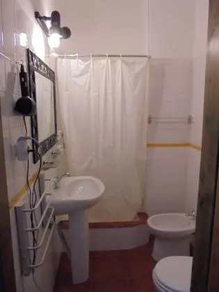 Traditional Üç Kişilik Oda (1)