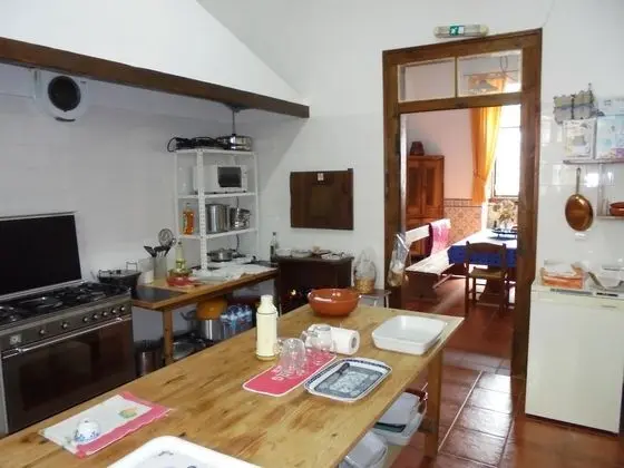 Traditional Üç Kişilik Oda (1)